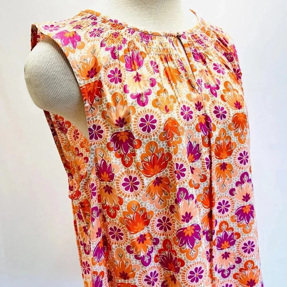 NWT CROFT & BARROW Women Sleeveless Pullover Keyhole Neckline Floral Shirt Sz XL - Picture 3 of 13